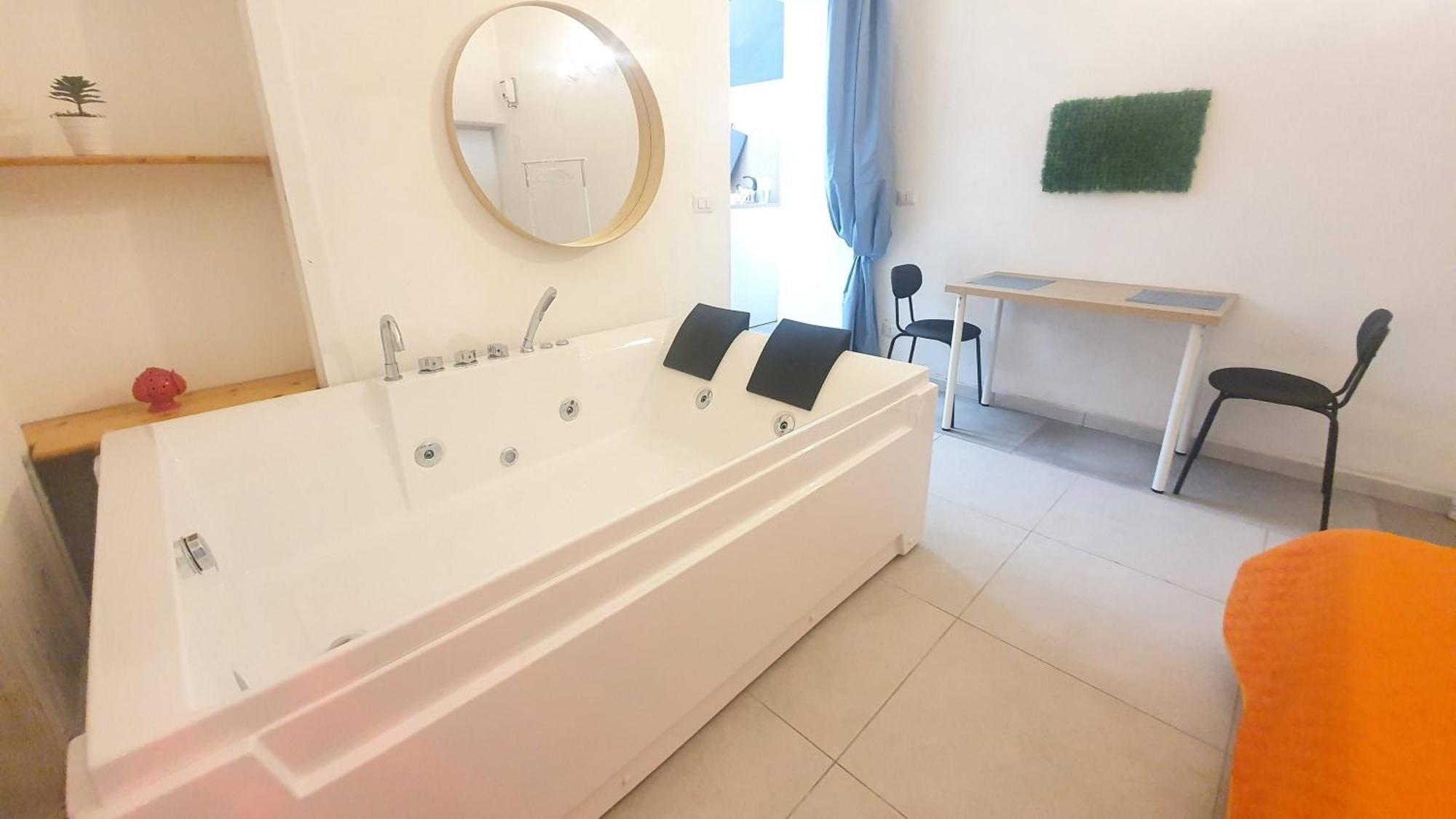 Suite Adriatica Hottube And Sauna Bari Luaran gambar
